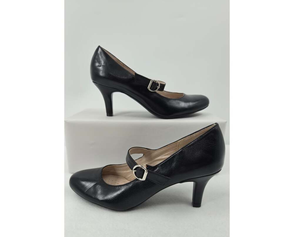LifeStride Womens 8M Black Heel Strap Mary Jane Soft System Pumps